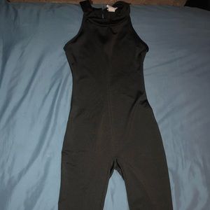 BRAND NEW BLACK FASHION NOVA JUMPSUIT SIZE XS
